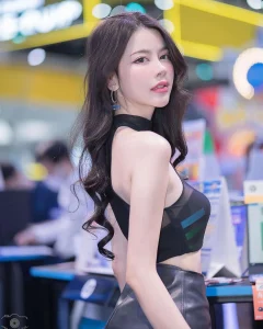 ปุยฝ้าย อมลรดา