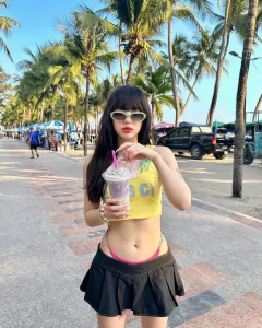 พลอยชมพู