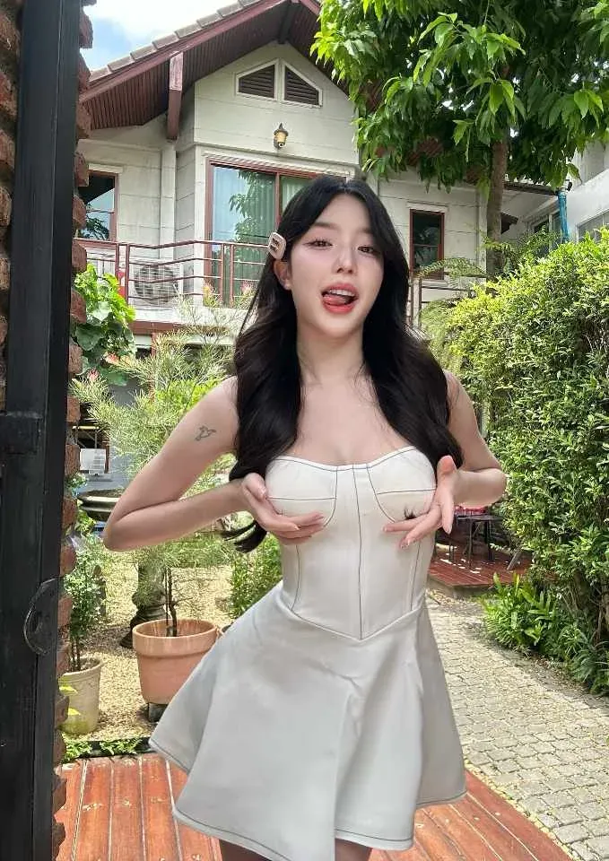 นีนี่ n.niniee