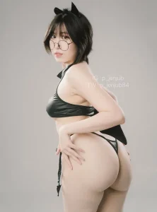 จอเจ้น ตากลม สาวคอสเพลย์สุดน่ารัก