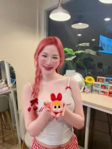 Manita Akair xhee168