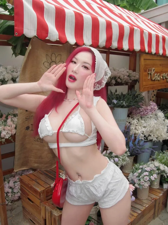 Manita Akair xhee168