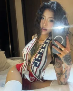 Cornne นางแบบสายสักลาย ดาว OnlyFans